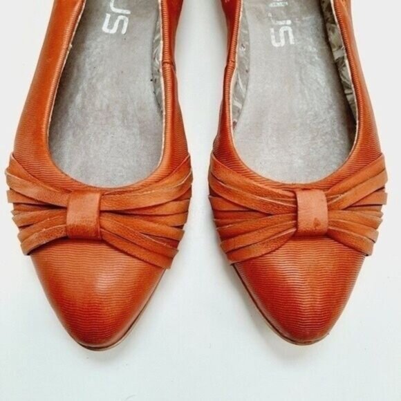 MJUS Pointy Toe Ballet Flats Orange Abstract Bow Detail Sz US 7.5 / Eur 38 - Picture 8 of 13
